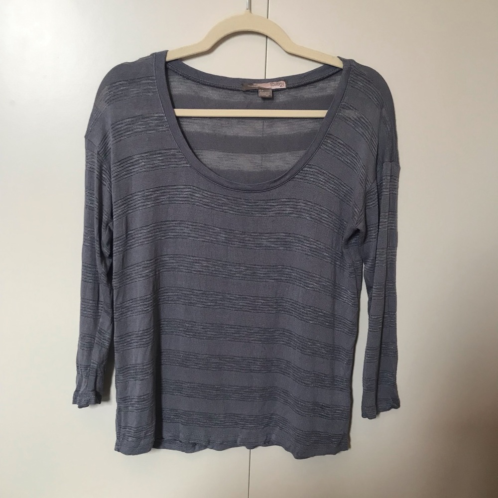⭐️4/$20⭐️Forever 21 Shirt Small